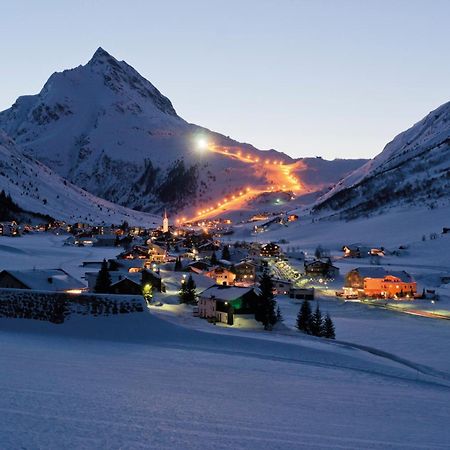 Alpenhotel Tirol Galtür エクステリア 写真