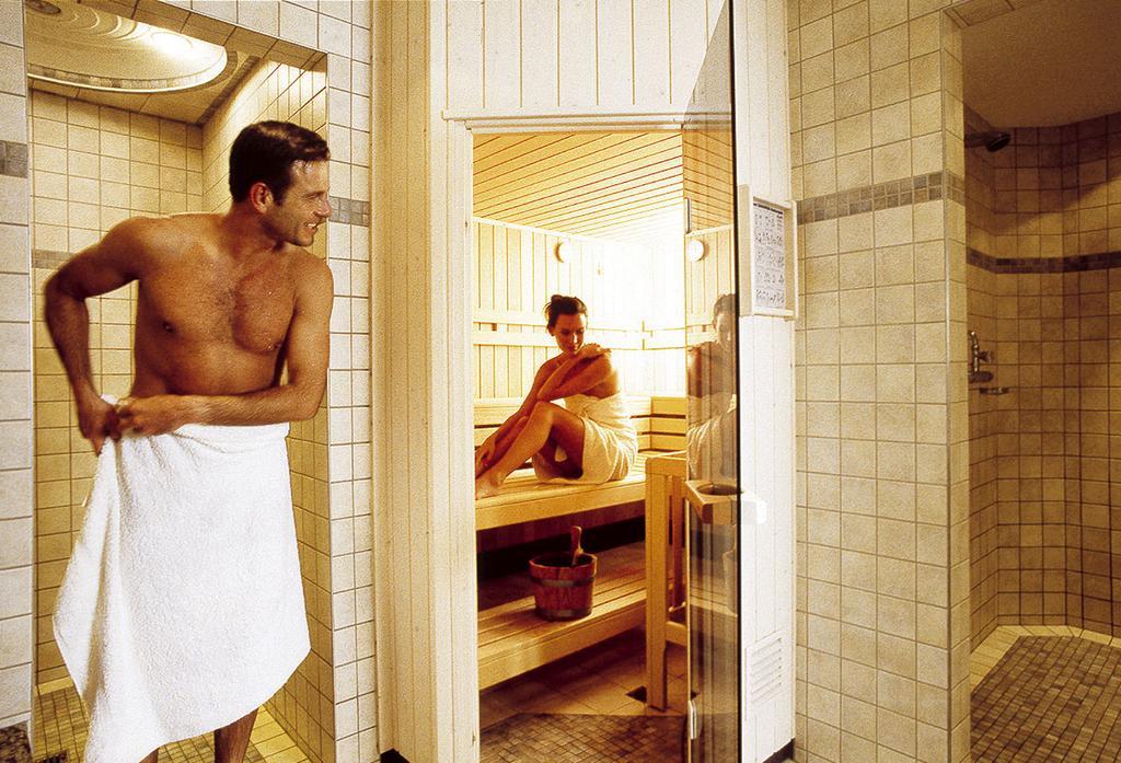 Alpenhotel Tirol Galtür エクステリア 写真